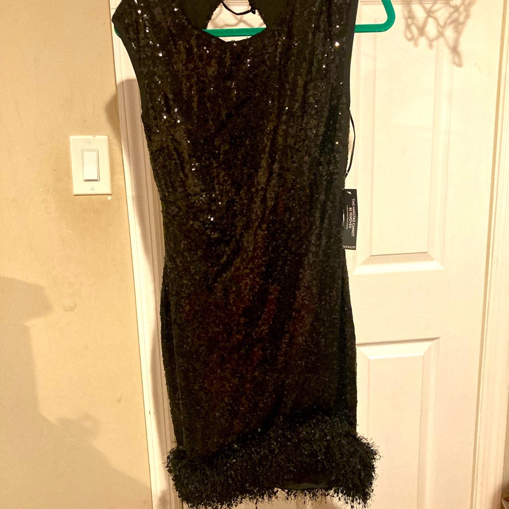 Venus Sparkling LBD Small